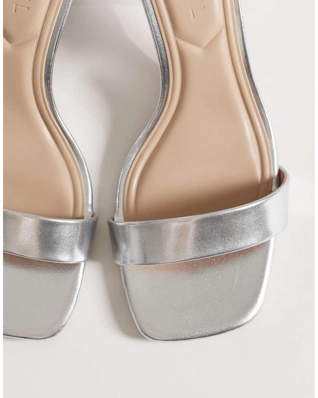 SEQWL Wide Fit White Leal Block Heeled Sandal