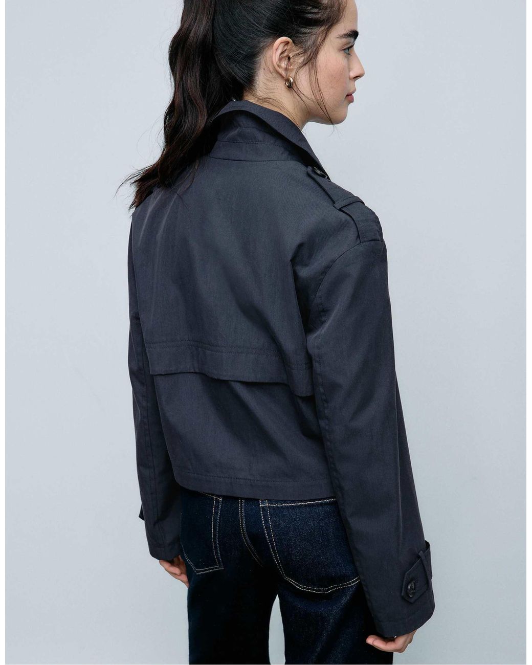 Stradivarius Blue – kurzer, zweireihiger trenchcoat