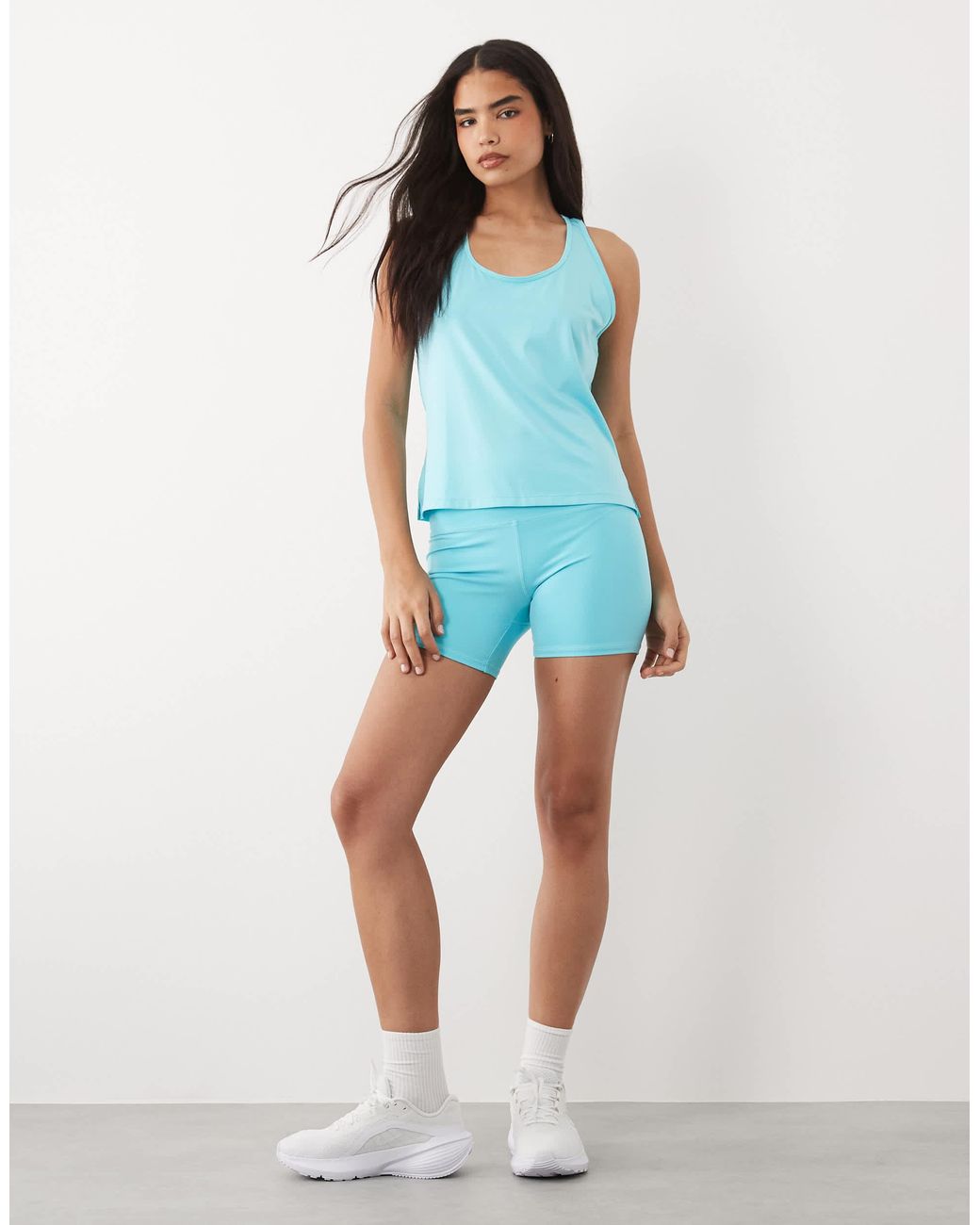 4505 Blue Icon Active Quick Dry Chuck On Performance Singlet