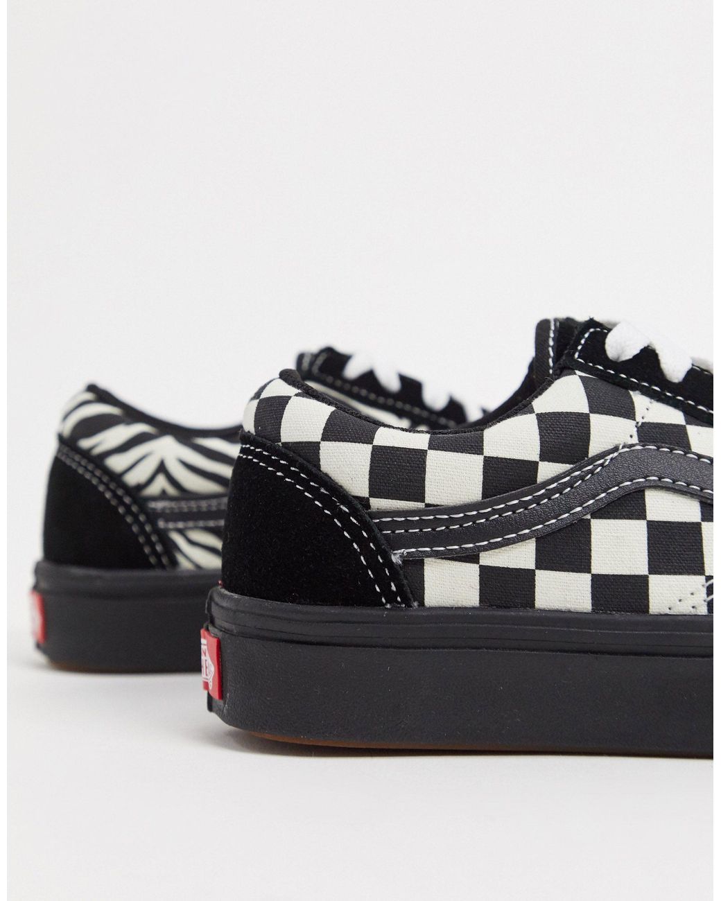 Vans Comfycush Old Skool Platform Zebra Sneakers in Black | Lyst