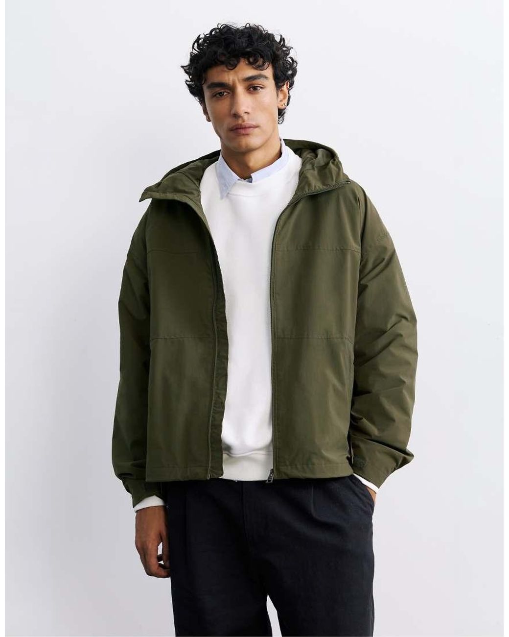 Pull&Bear Green Lightweight Hooded Raincoat for men