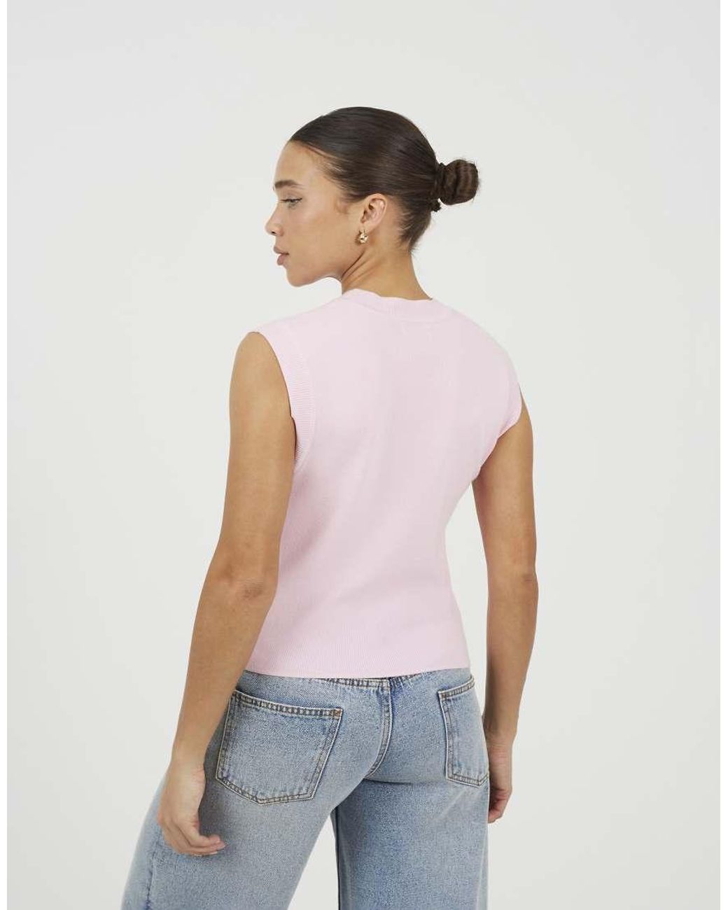 Brave Soul White Crew Neck Knitted Tank With Strawberry Embroidery
