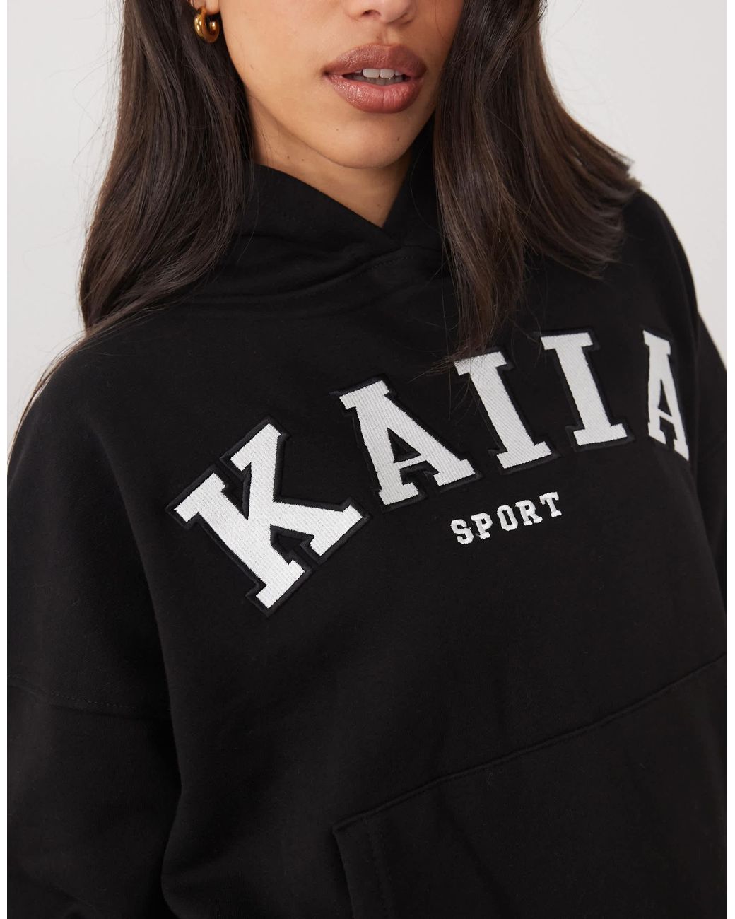 Sweat à capuche d'ensemble oversize sport en coton mélangé avec logo brodé - et crème Kaiia en coloris Blue