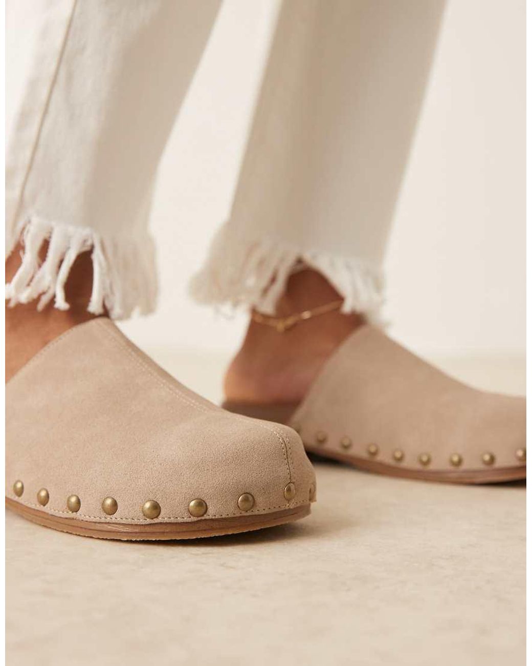 Glamorous Natural Mule Clogs With Studs