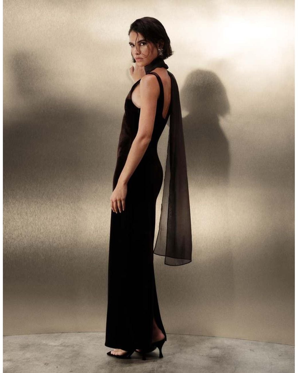 Pretty Lavish Brown Velvet Scoop Neck Scarf Detail Maxi Dress