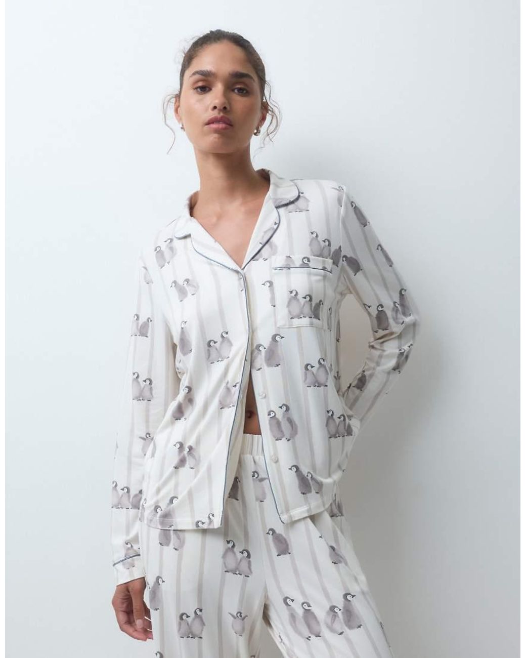 Chelsea Peers White Super Soft Button-up Pyjama Set