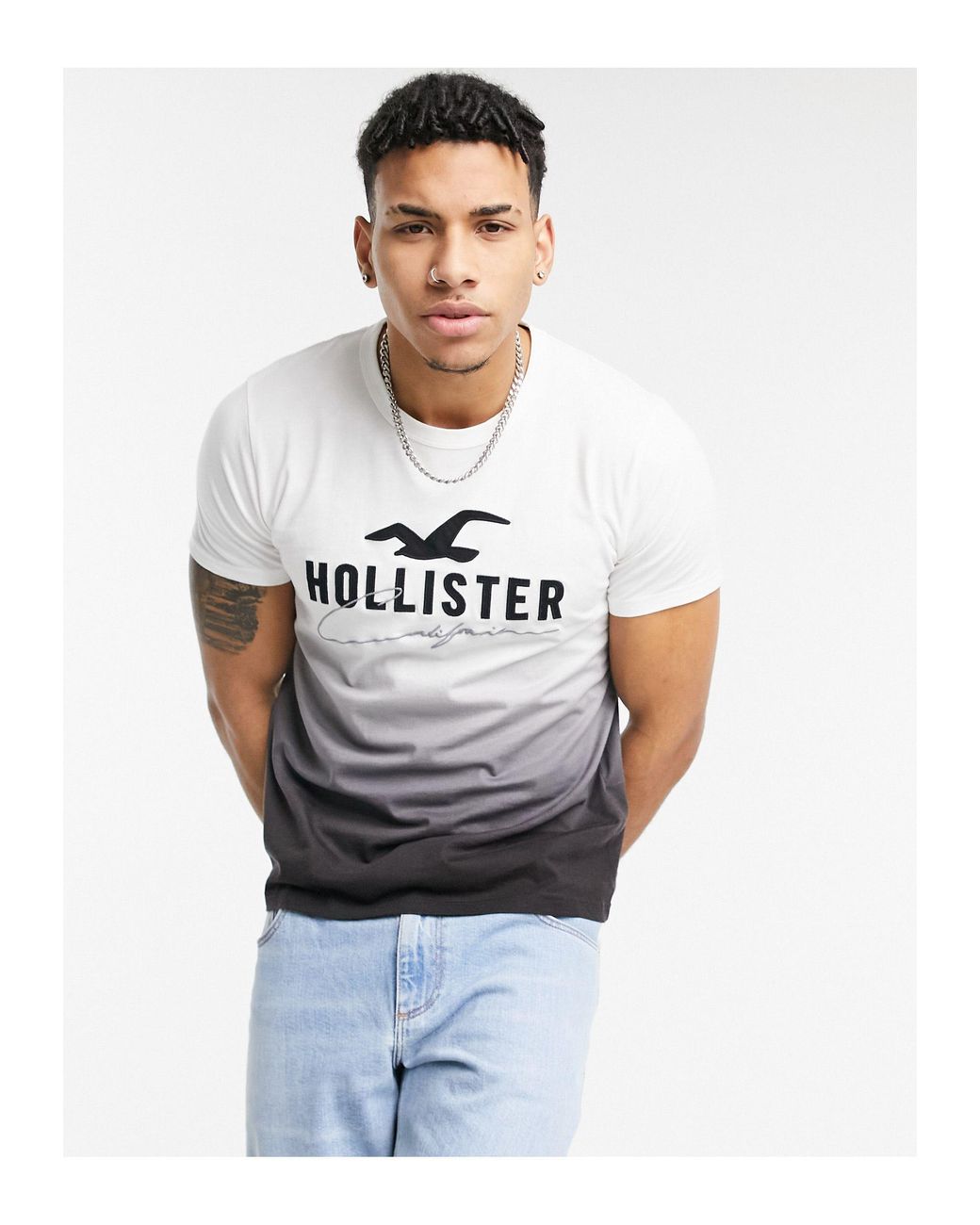 Camiseta negra técnica con y logo Hollister de hombre de Negro | Lyst