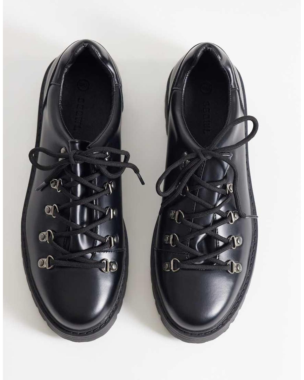 SEQWL Black Gaston Low Hiking Boots for men