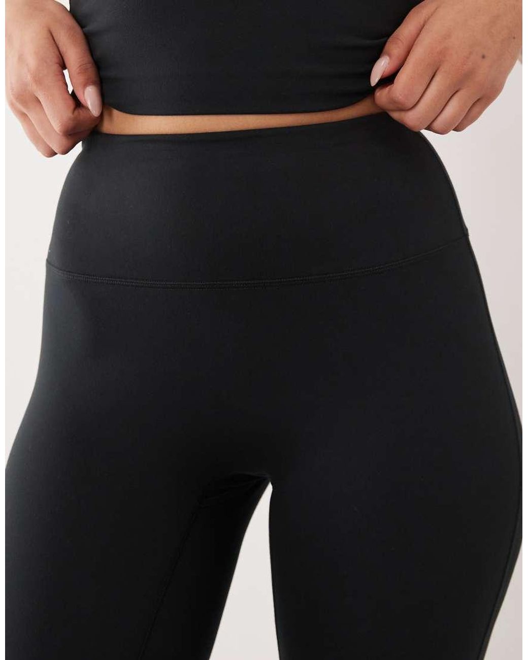 4505 Black Hourglass Icon High Waist Slim Kick Yoga leggings