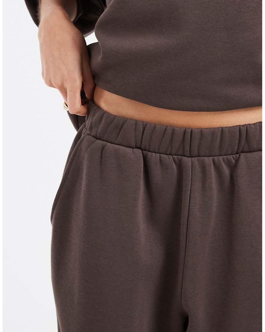 Vero Moda Brown Oversized Balloon Leg Joggers Co-Ord