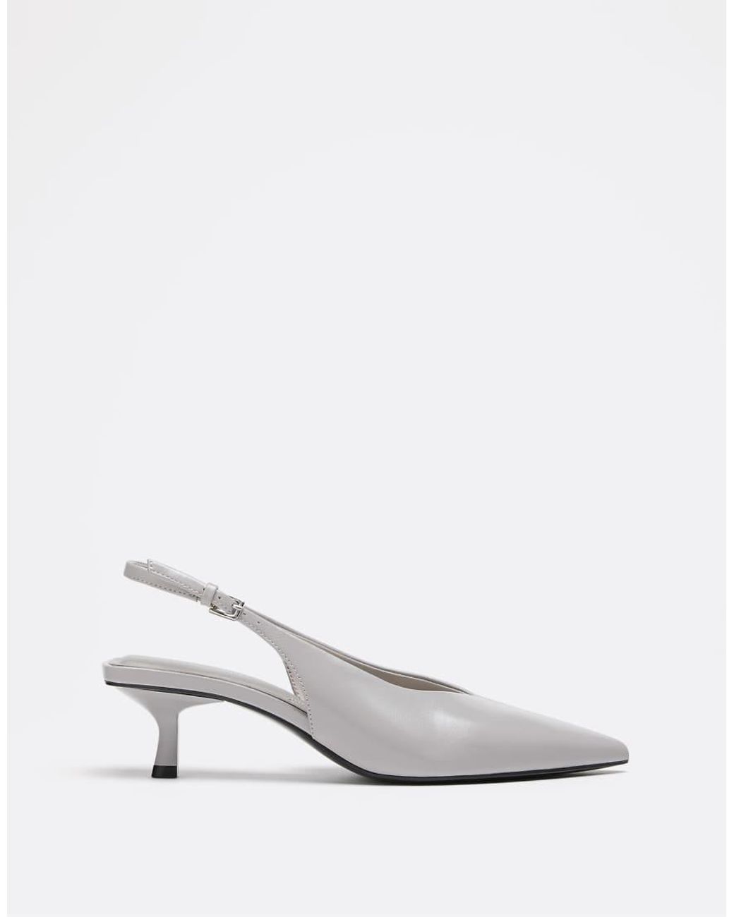 Stradivarius White V-neck Heeled Shoes