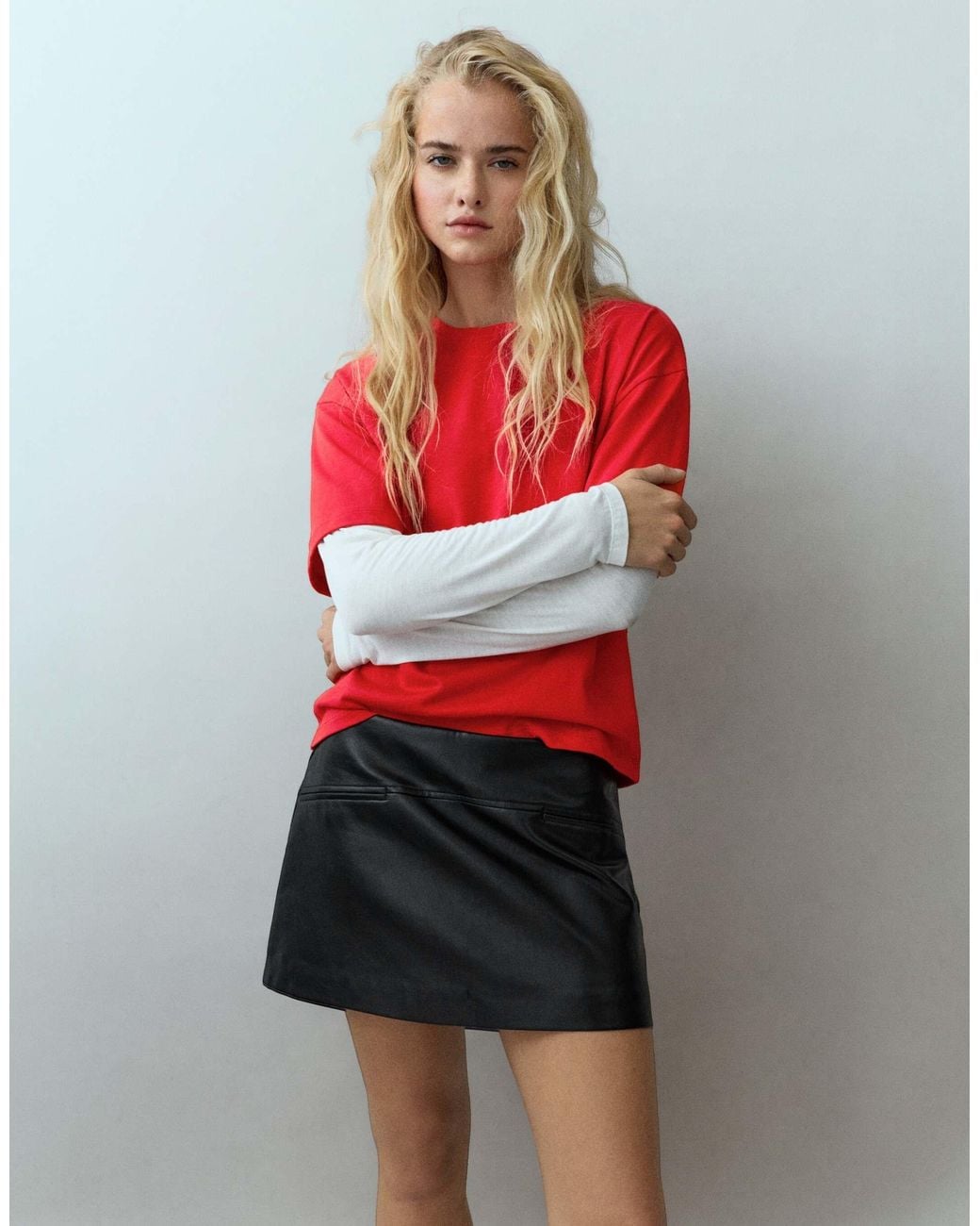 Mini-jupe effet cuir e Pull&Bear en coloris Red