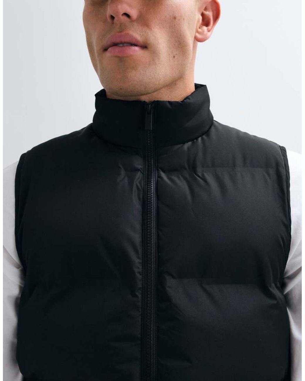 New Look Black Puffer Gilet for men