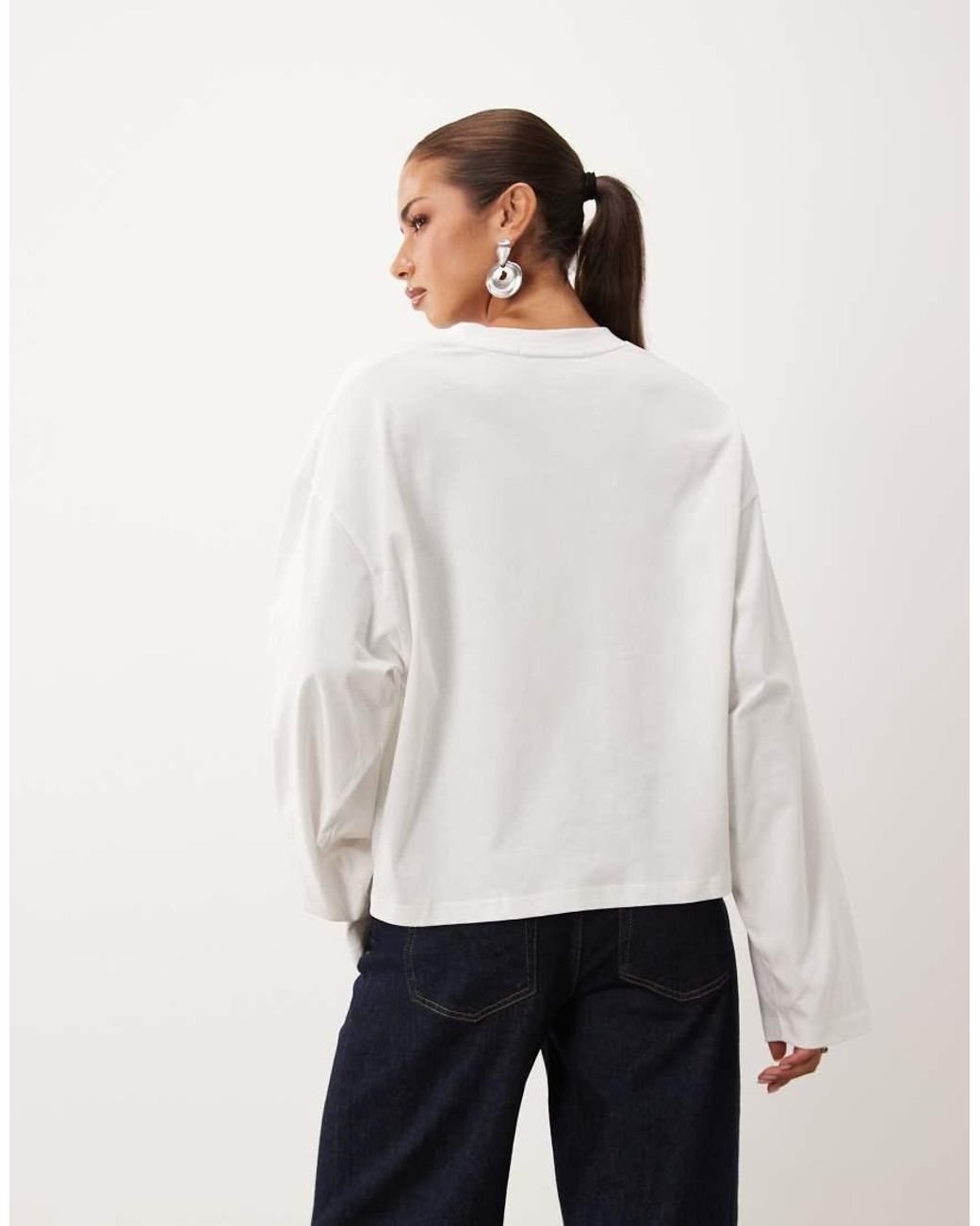 Lioness White Bloom V-neck Oversized Long Sleeve T-shirt