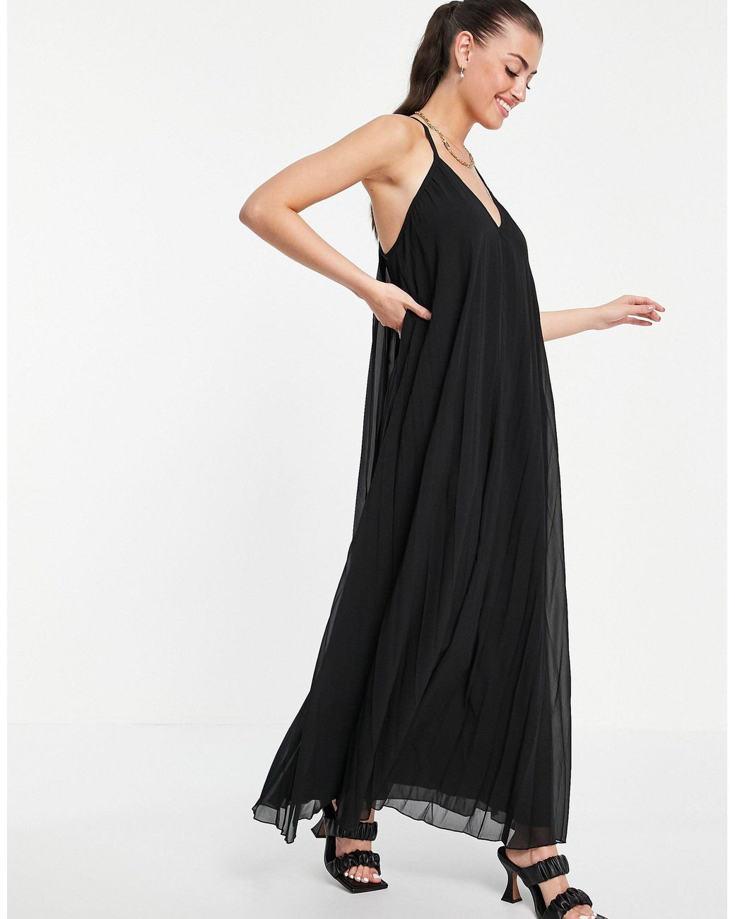 Vestido largo plisado ASOS de color Negro | Lyst