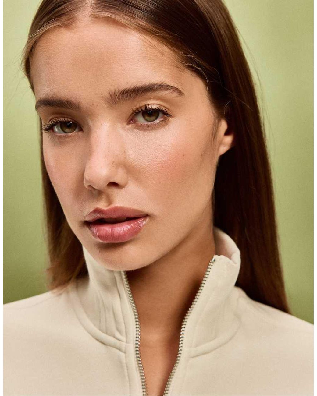 Stradivarius Green B09 Cropped High-Neck Zip-Up Sweatshirt