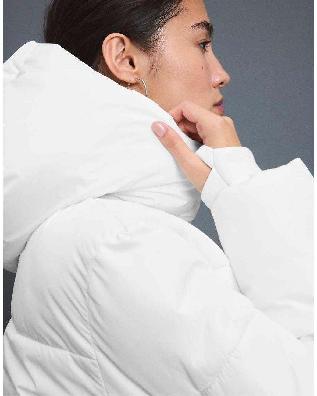 Stradivarius White Basic Hooded Puffer Jacket