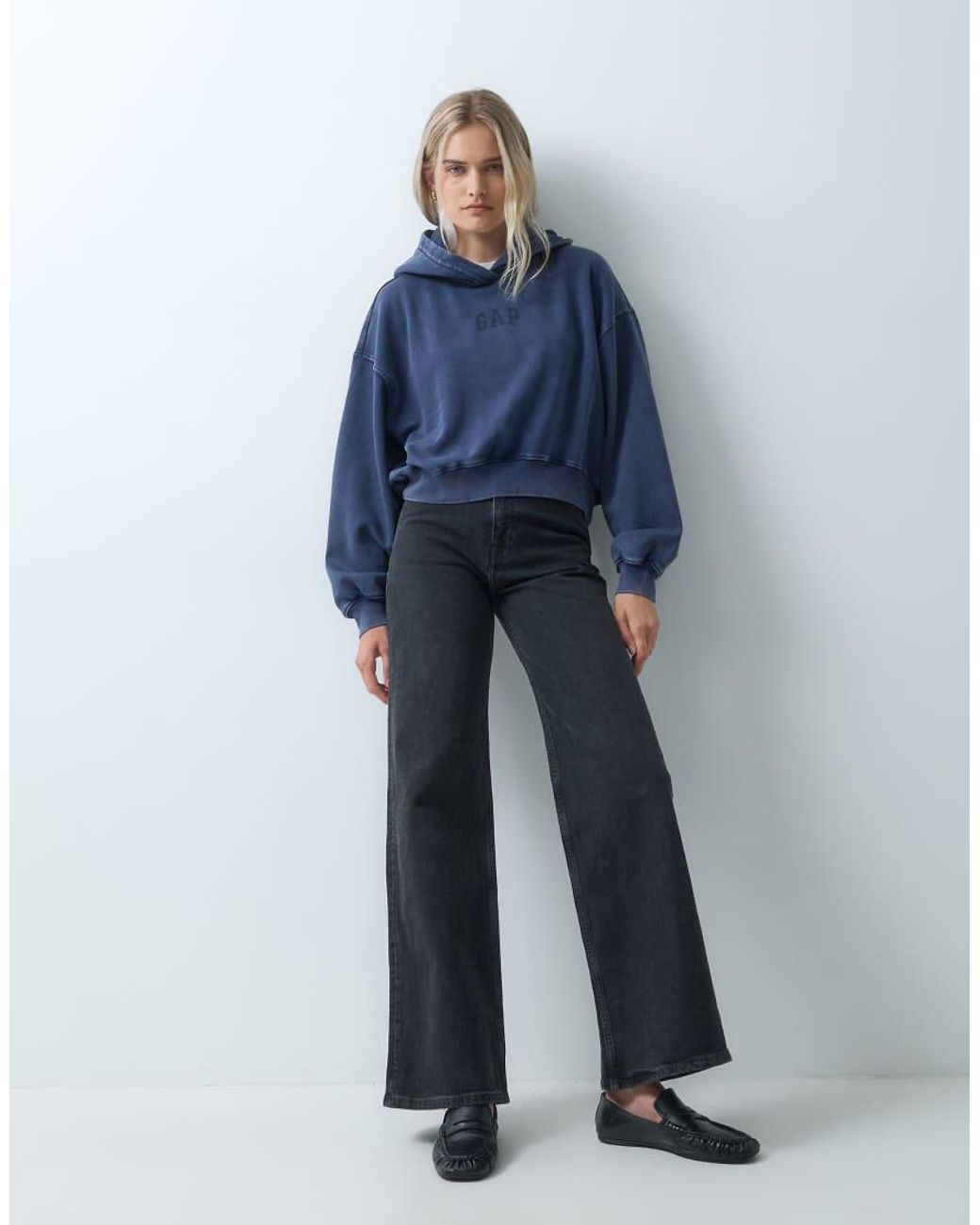 Gap Blue Chest Logo Cropped Hoodie