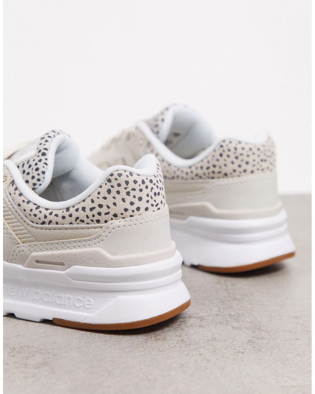 New balance 997h leopard print Outlet
