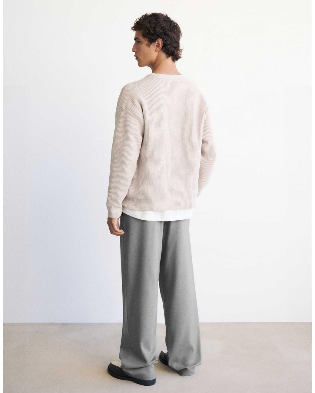 Pull&Bear Gerade anzughose mit abnähern in White für Herren