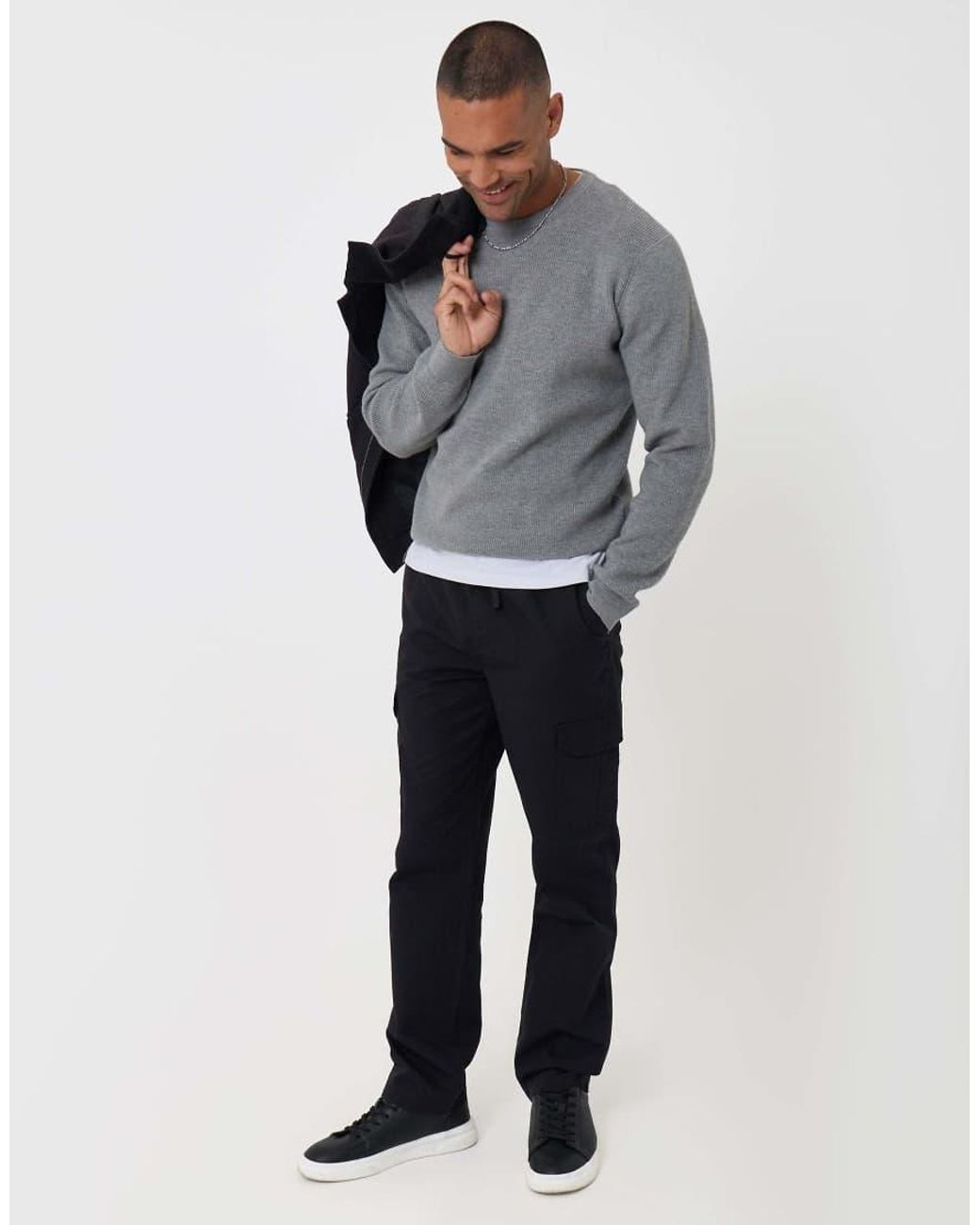 Threadbare Black Regular Fit Cotton Cargo Trousers for men