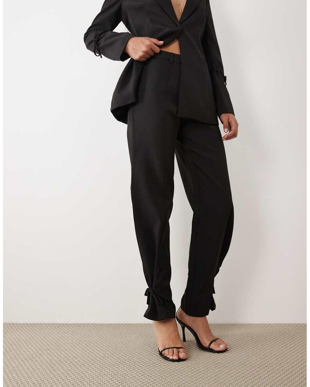 Kaiia Exclusives in het Black