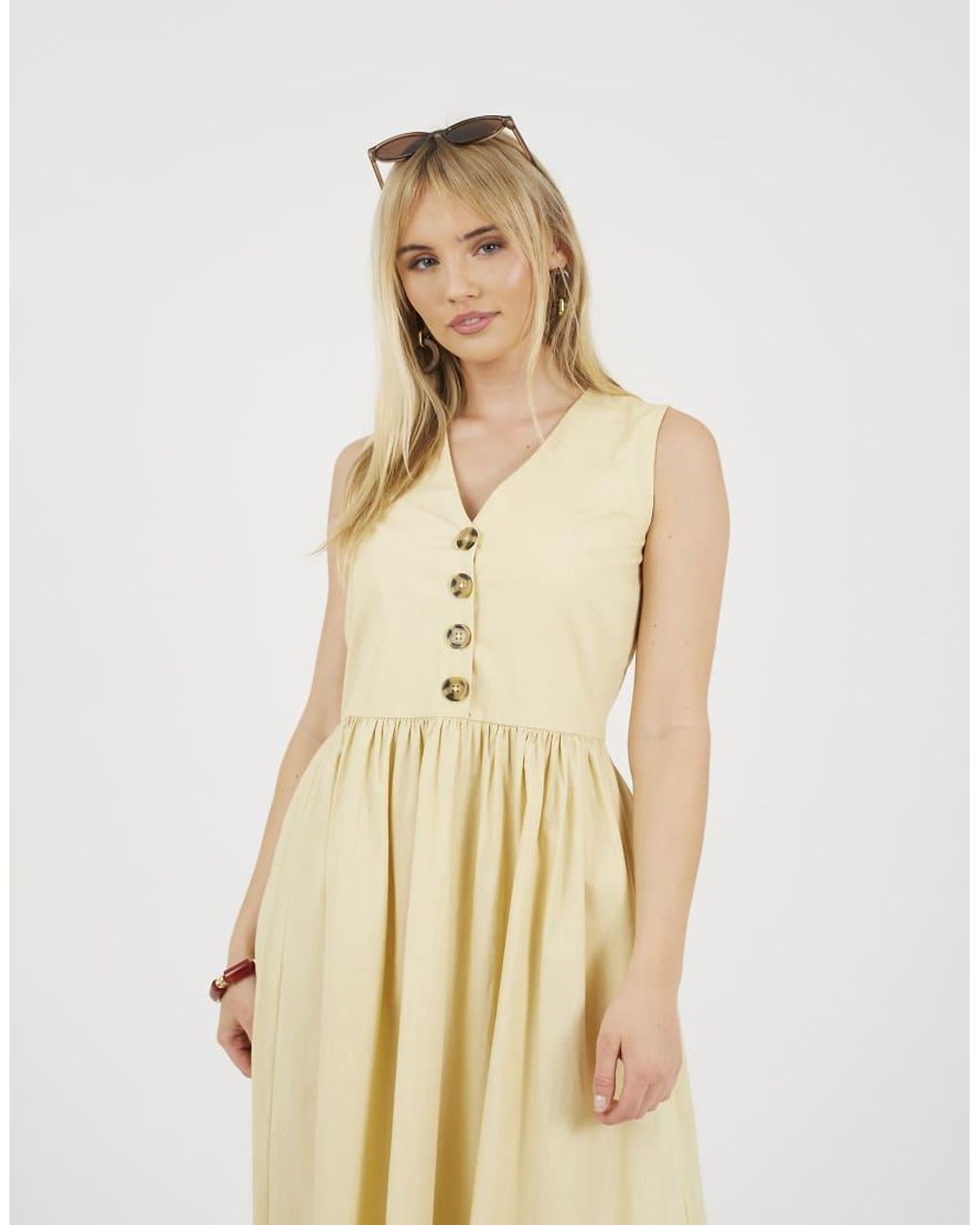 Brave Soul Natural Sleeveless V-Neck Button Down Midi Dress