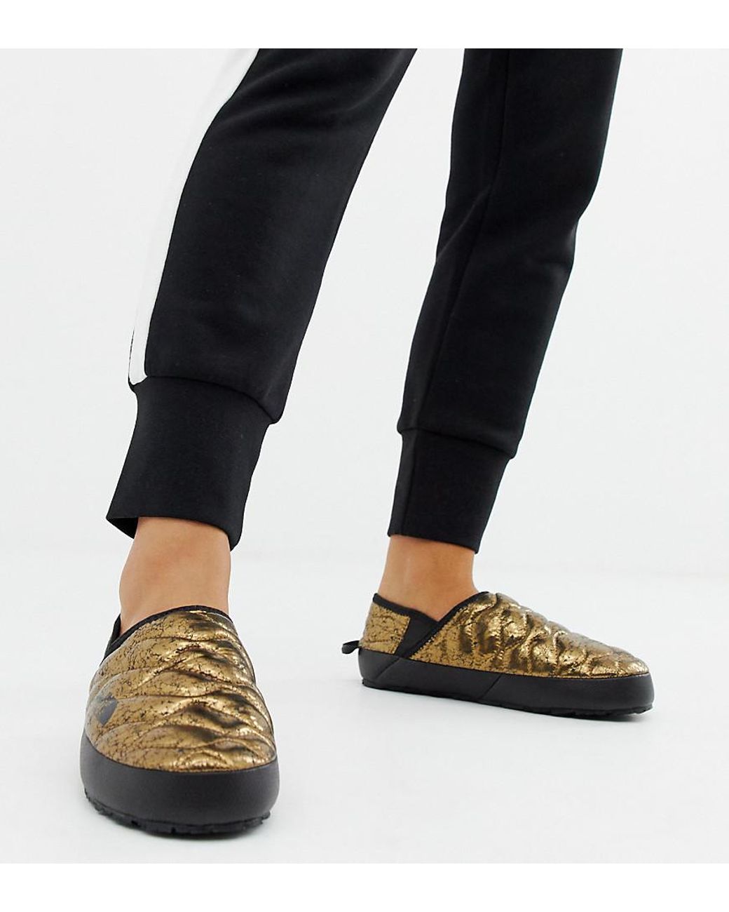 The North Face Synthetic Women's Thermoball Traction Mule V In Copper in  Gold (Metallic) | Lyst