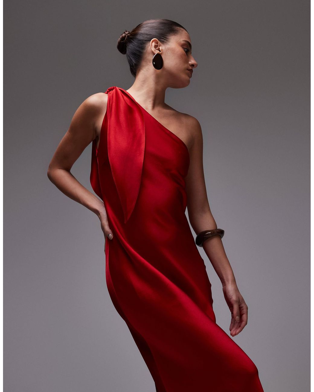 strapless open back dress Red One Shoulder Knot Skirt Midi Dress – AX Paris main image 1