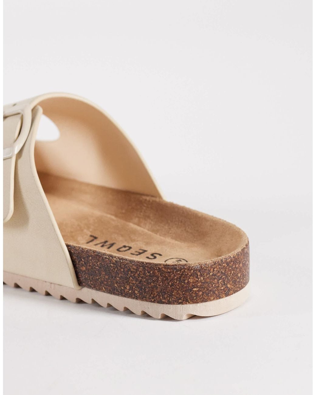 SEQWL White Olsen Double Buckle Flat Sandals