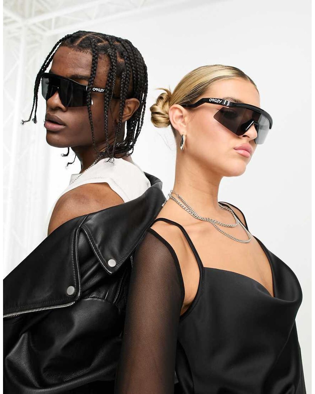 Oakley Black Hydra Visor Sunglasses With Lens