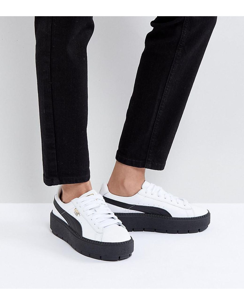 Platform Trace Trainers In White Black With Sole |