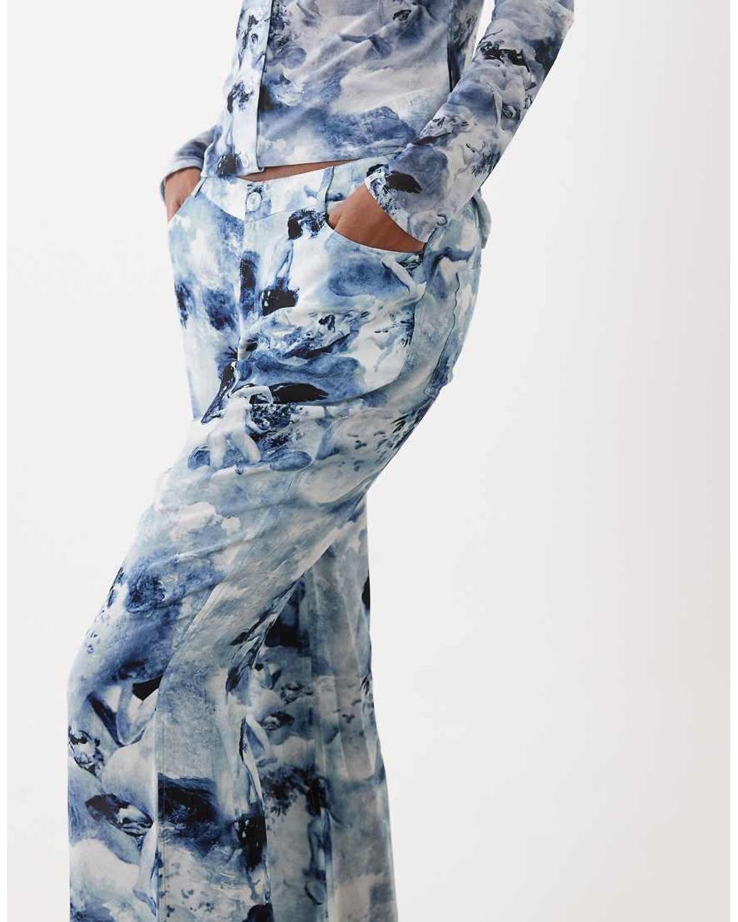 GOOD AMERICAN Blue V Waist Chiffon Flare Trouser Co-ord
