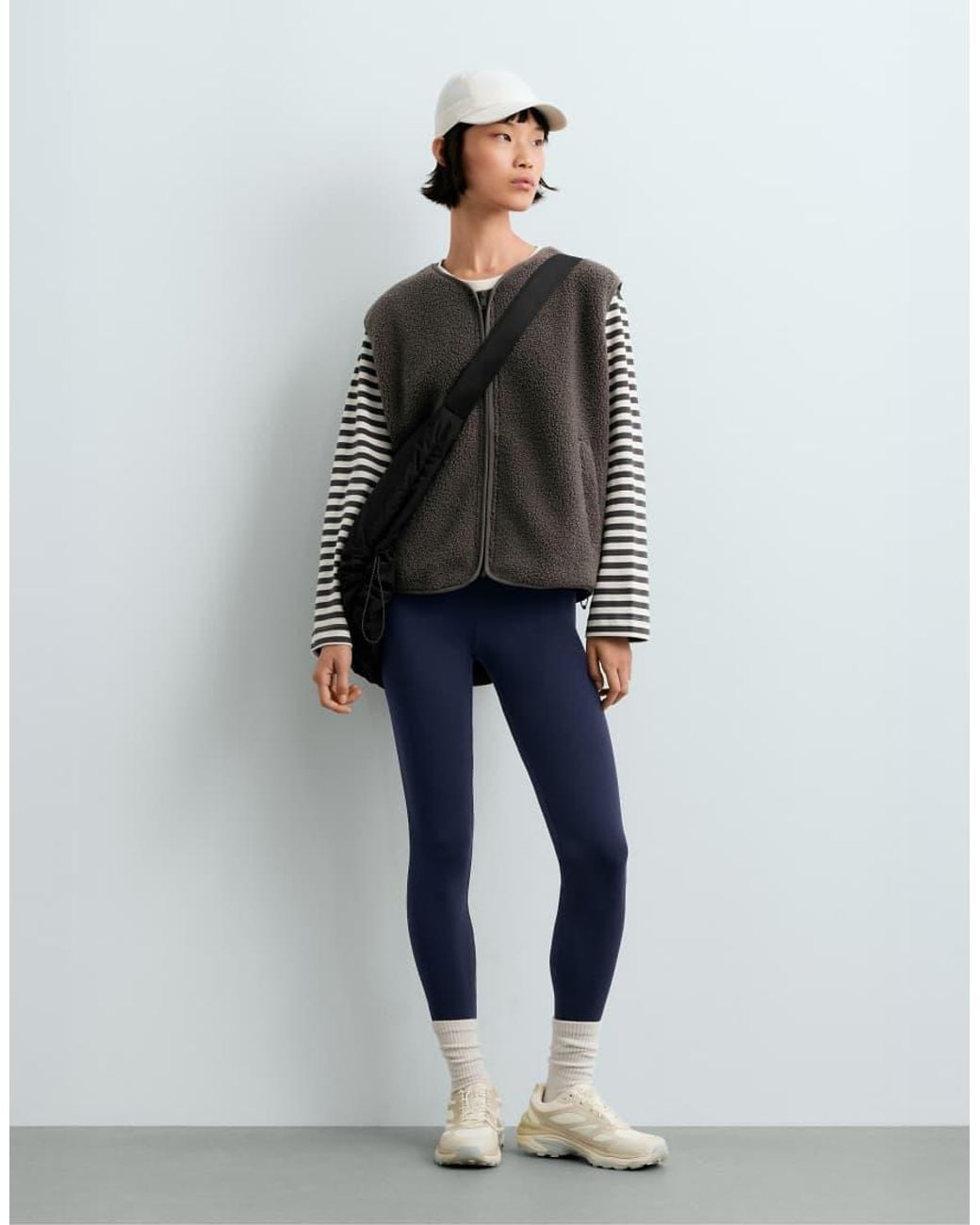 Oysho Black Zip-up Faux-shearling Gilet