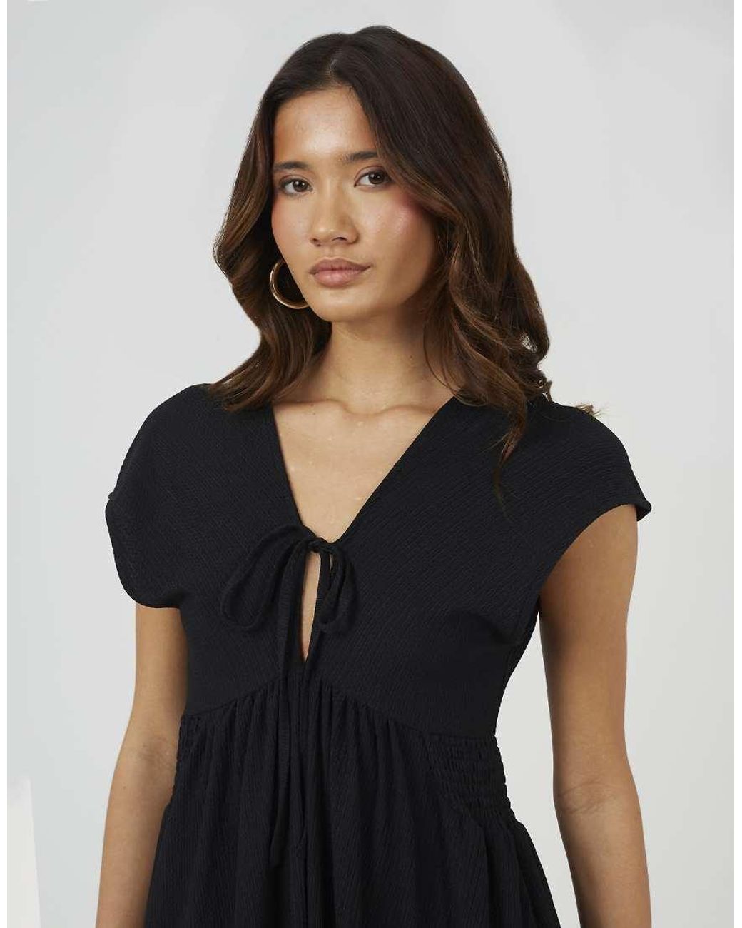 Brave Soul Black Textured Jersey V-Neck Midi Dress With Tie Detail