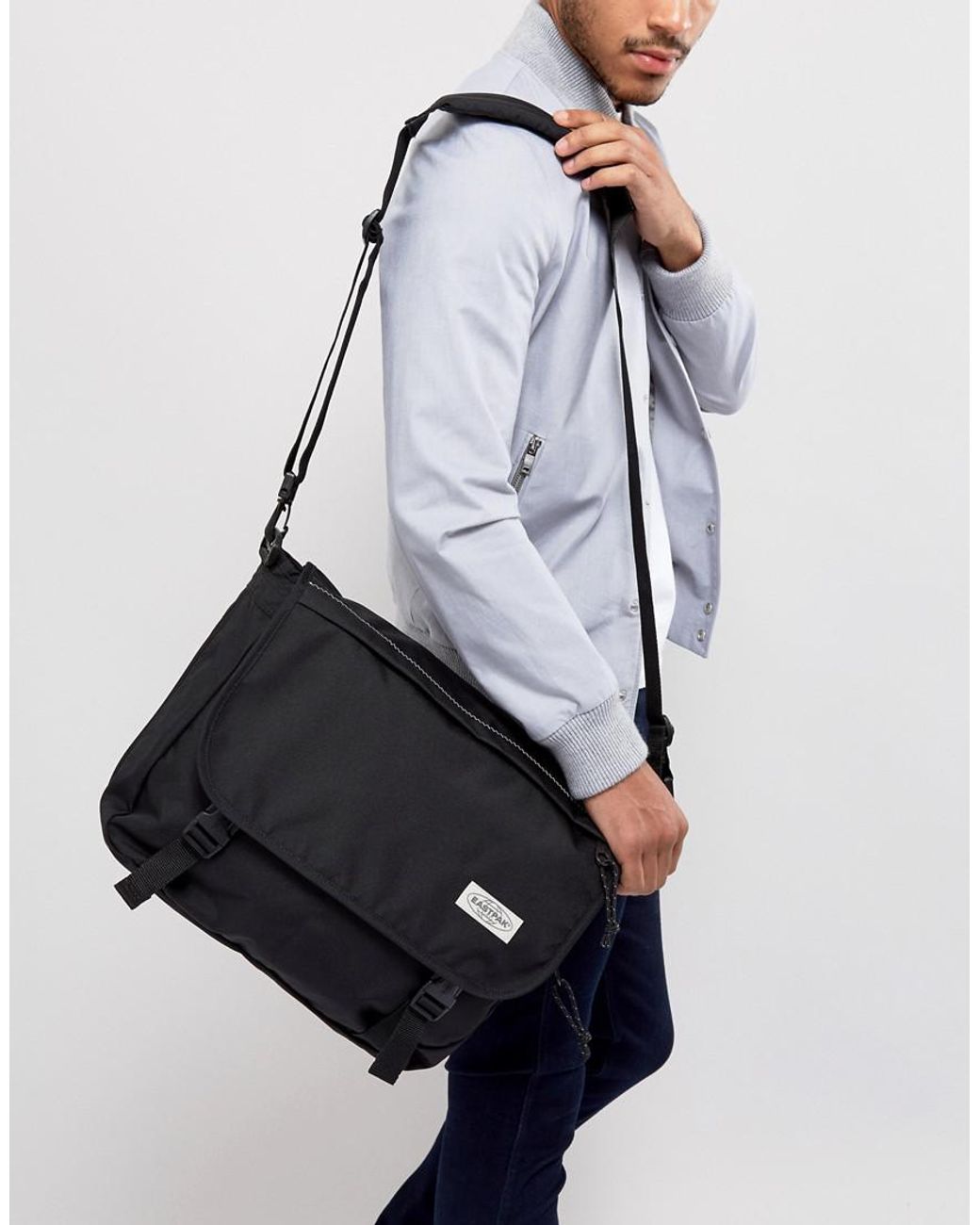 Eastpak Delegate Messenger Bag 20l in Black for Men | Lyst