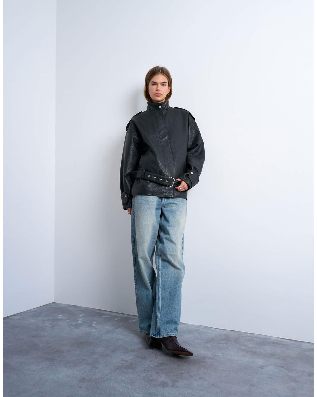 TOPSHOP Black – kurze bomberjacke aus kunstleder