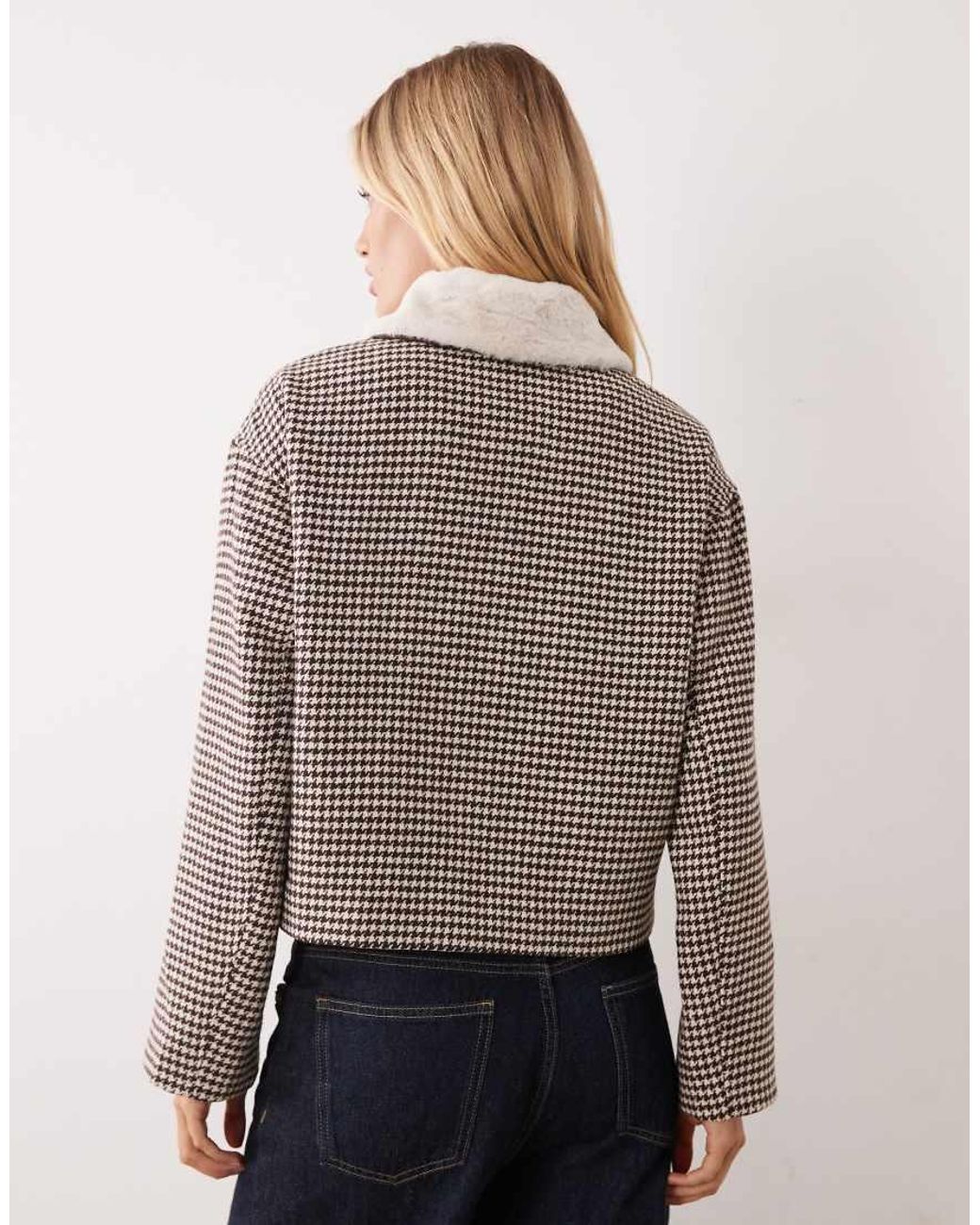 Vila Brown Herringbone Short Button Front Jacket With Fur Collar