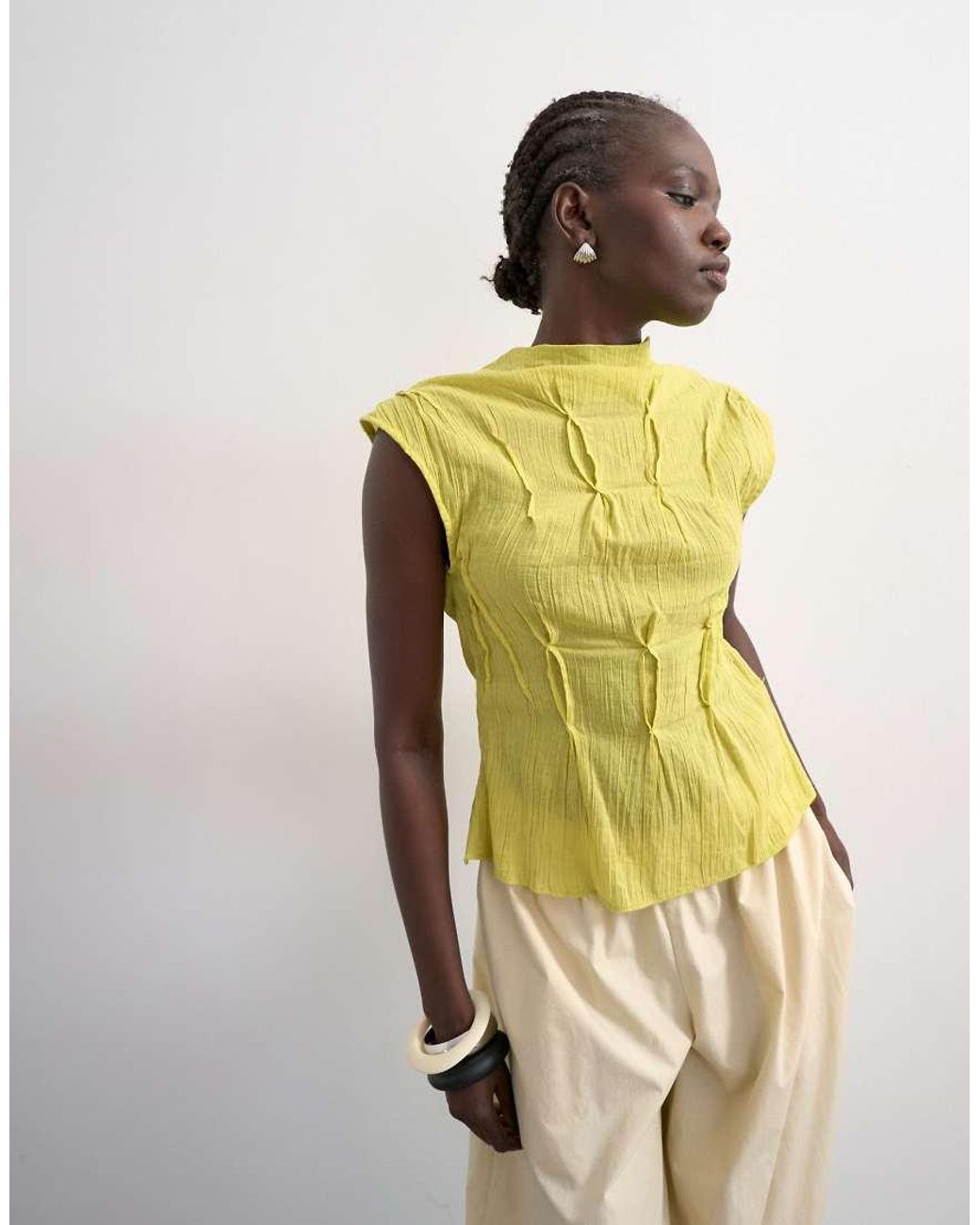 TOPSHOP Yellow Sleeveless Pin Tuck Crinkle Top