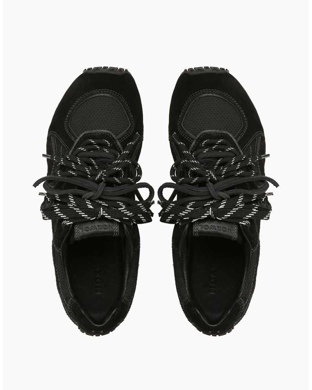 Nokwol Black Boost Sneaker