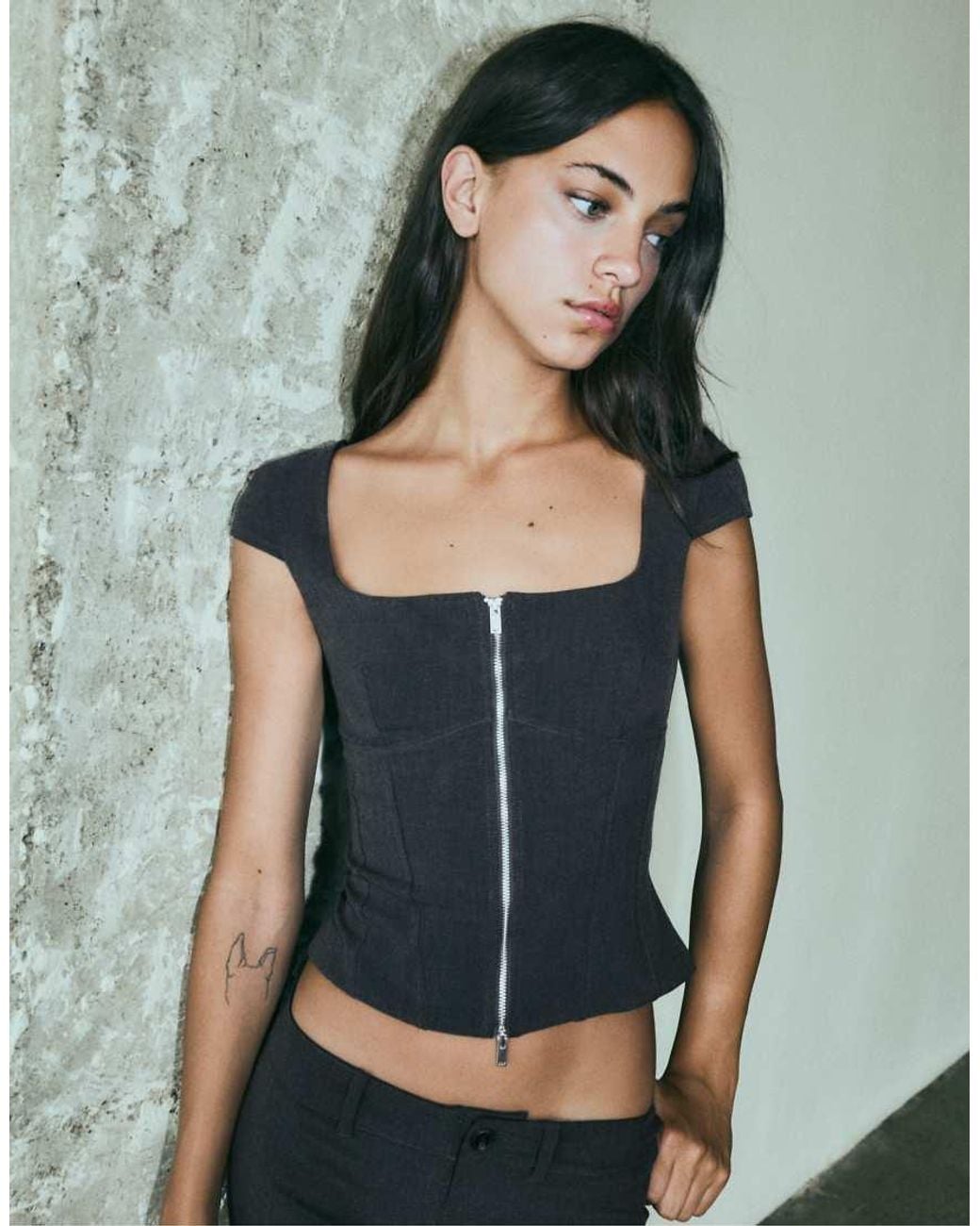 Bershka Gray Short Sleeve Zip Top