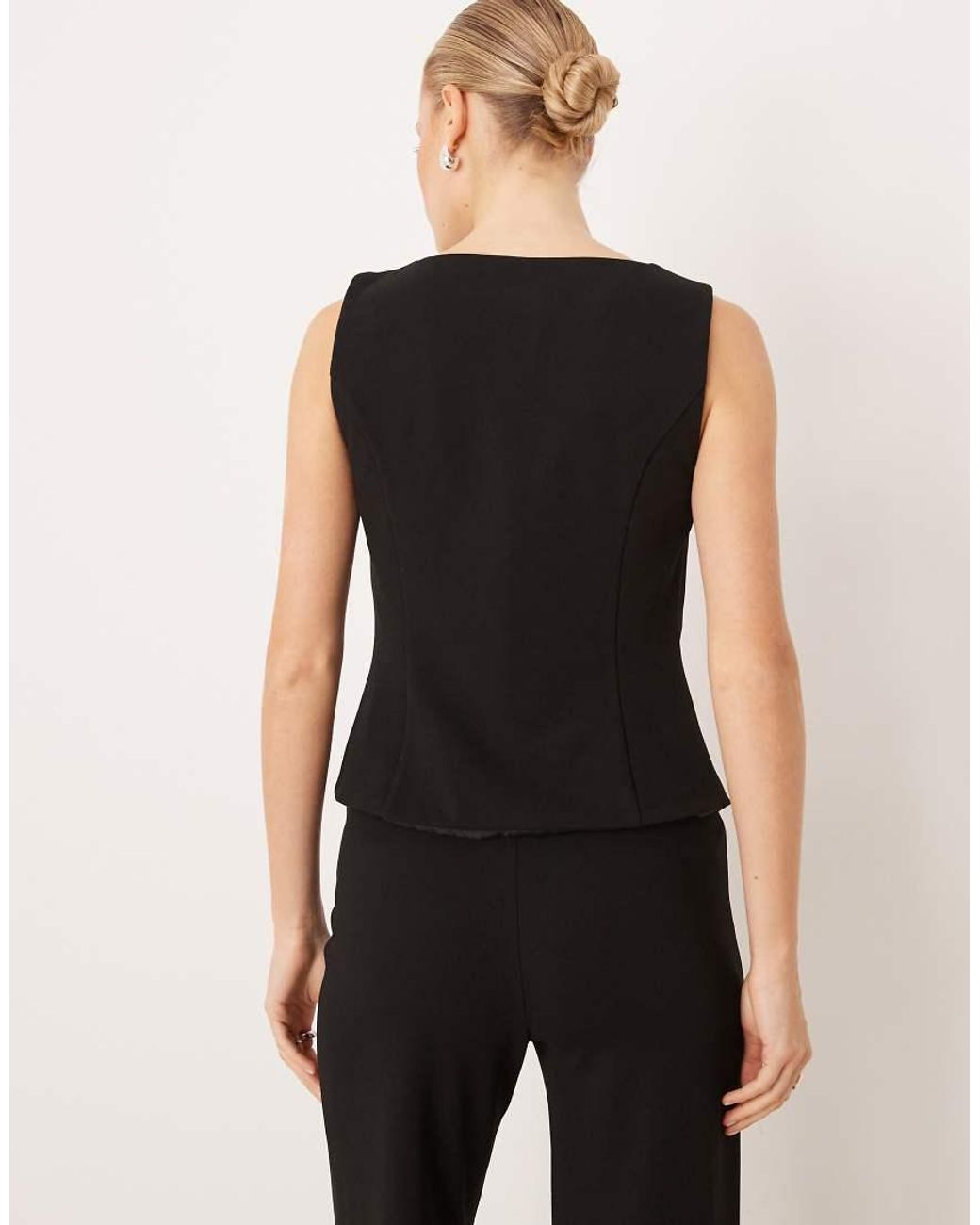 Avay di Mango in Black