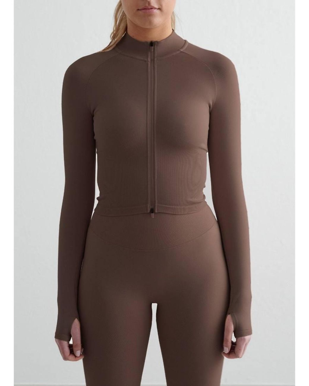 Giacca Modellante Con Zip Senza Cuciture Color Macchiato di Aim'n in Brown