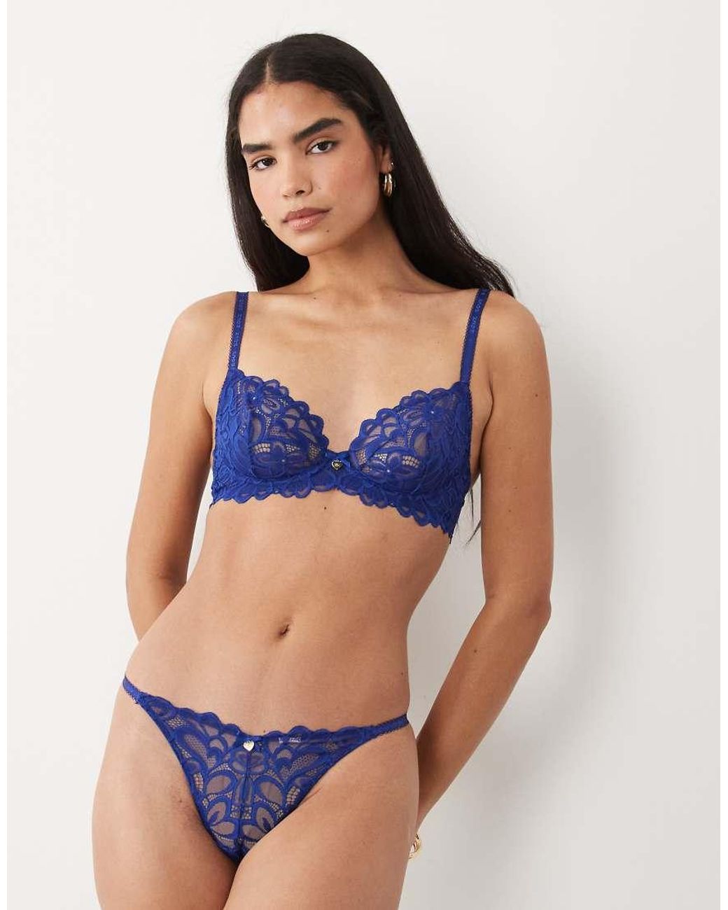 Heidi Boux Avenue de color Blue