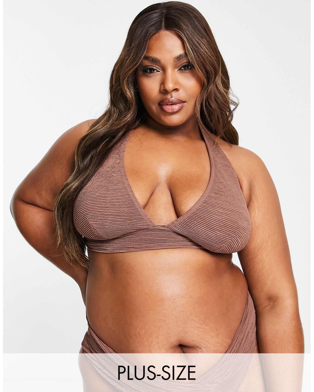 Plus - haut Ivory Rose en coloris Brown