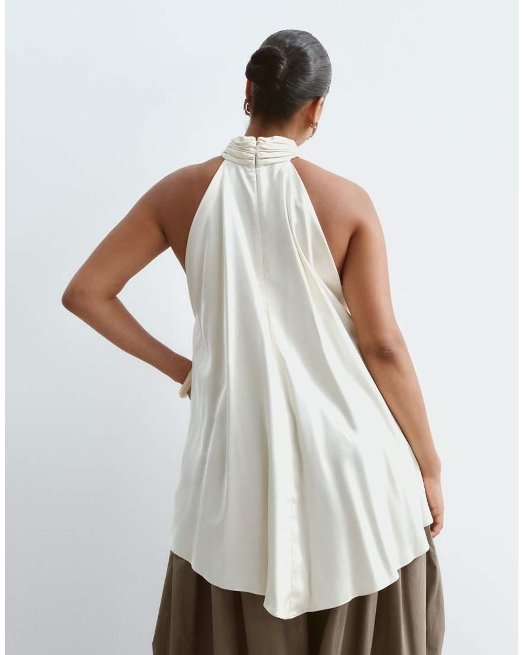 ARRANGE White Curve Longline Halter Hanky Hem Top