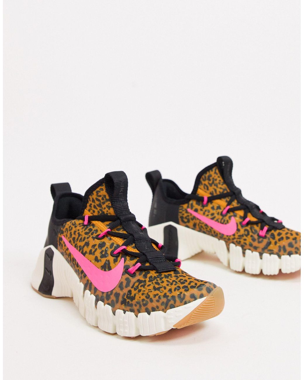 Free Metcon 3 - Sneakers con stampa leopardata di Nike in Marrone | Lyst