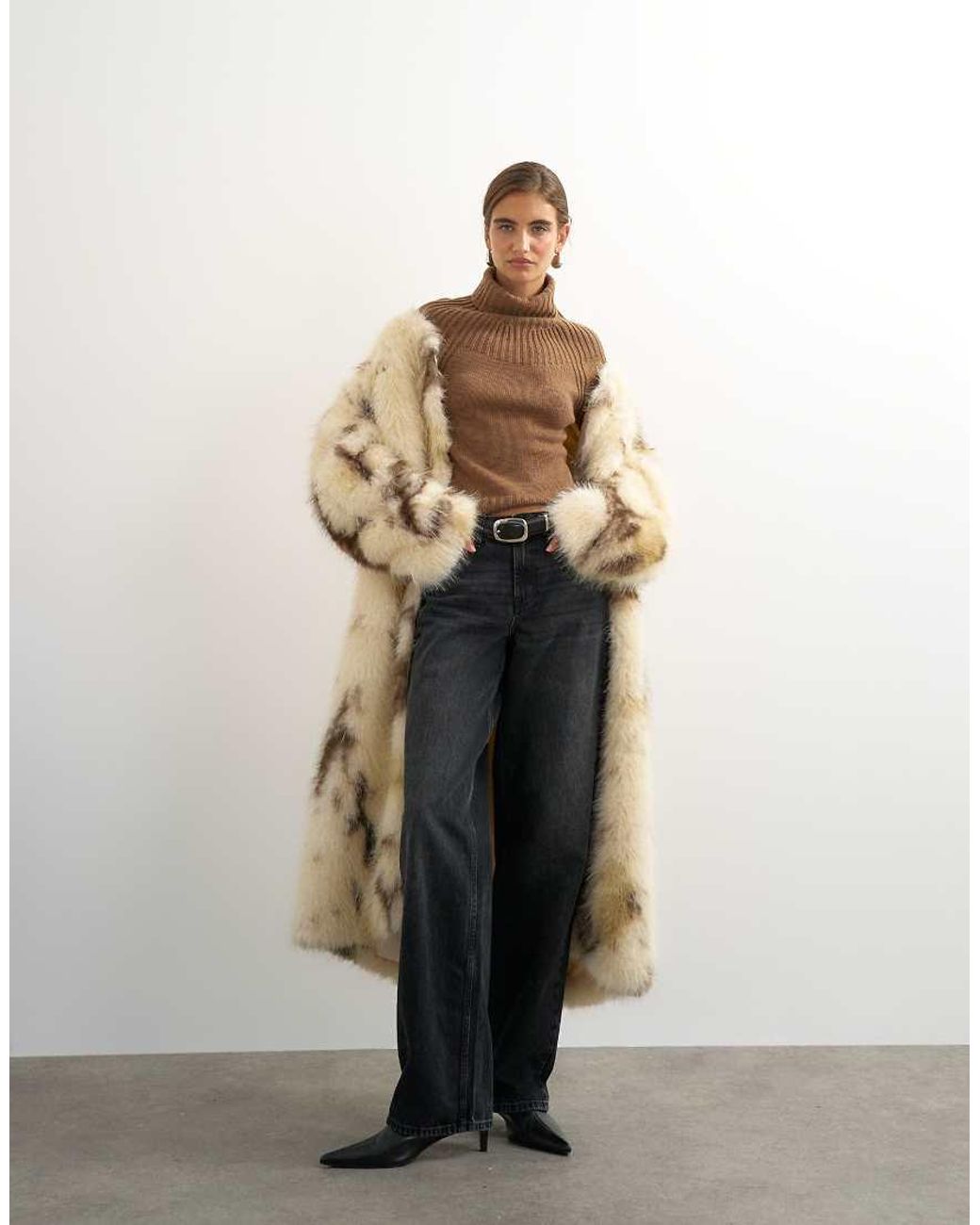 TOPSHOP Brown Knitted Rib Yoke Funnel Neck Top
