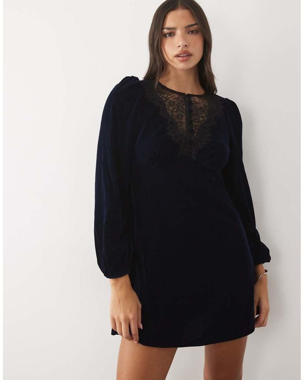 Nobody's Child Black Louisa Velvet Round Neck Puff Sleeve Lace Collar Detail Mini Dress