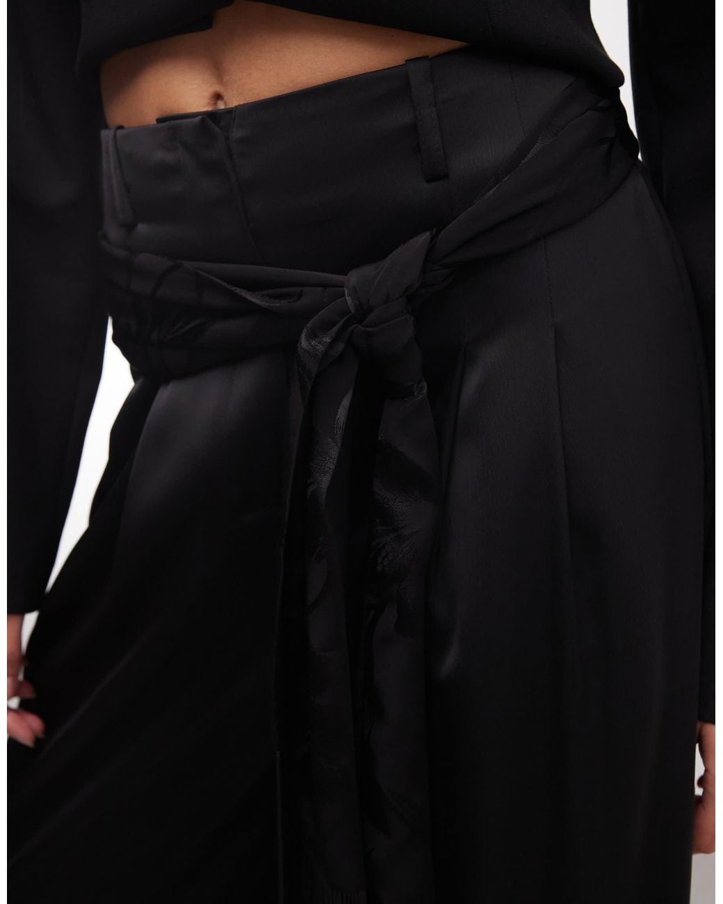 ASOS Black Satin-bindeschal mit fransen